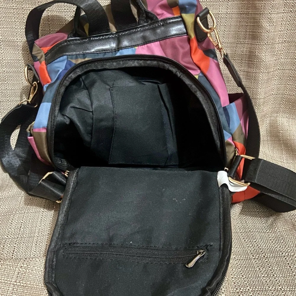ShePretty Colorful Geometric Backpack - Picture 2 of 6